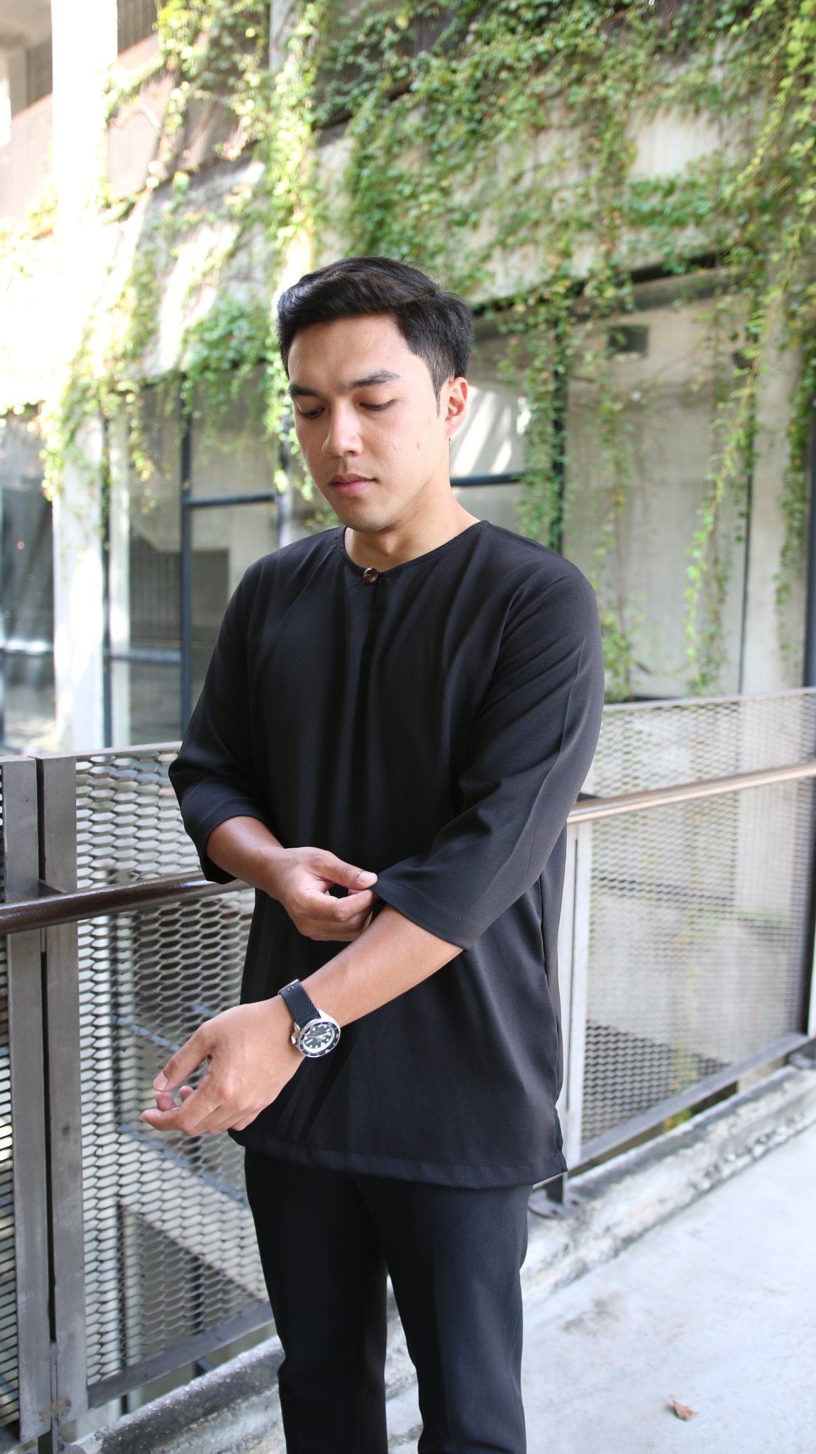 Black - Kurta Modern Classic - Gorilla - kurta.my